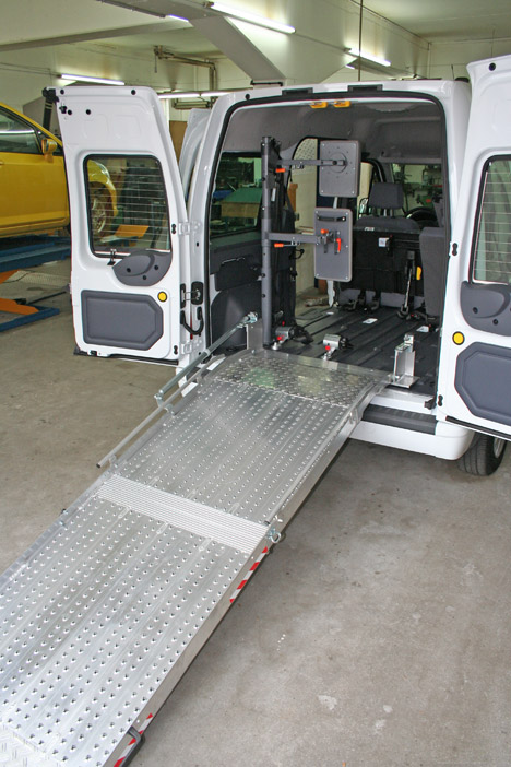 Ford Connect Alu Klapprampe Future Safe Säule