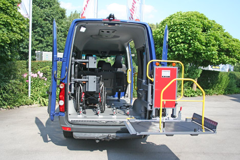 Personenbeförderung mit Hubschwenklift Futuresafe Säule
